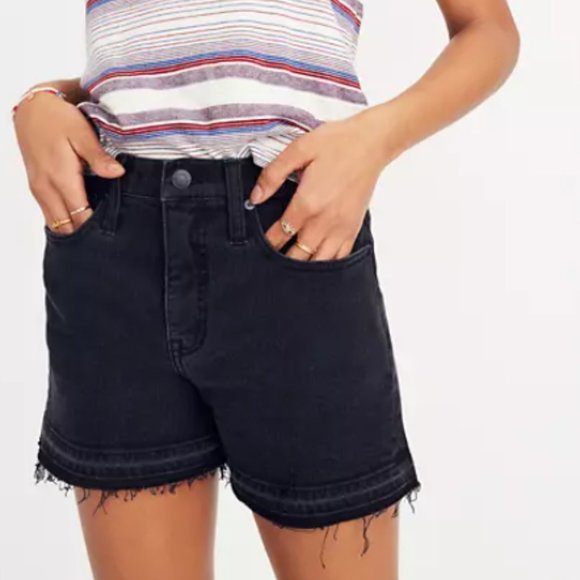 Madewell High-Rise Denim Shorts in Clint Wash: Drop-Hem Edition Black Shorts 25 - Picture 1 of 7